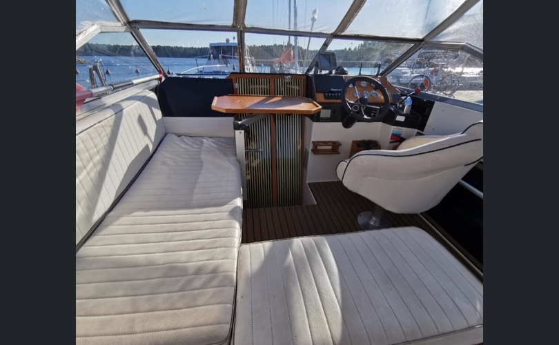 Bayliner 2550-kuva-7